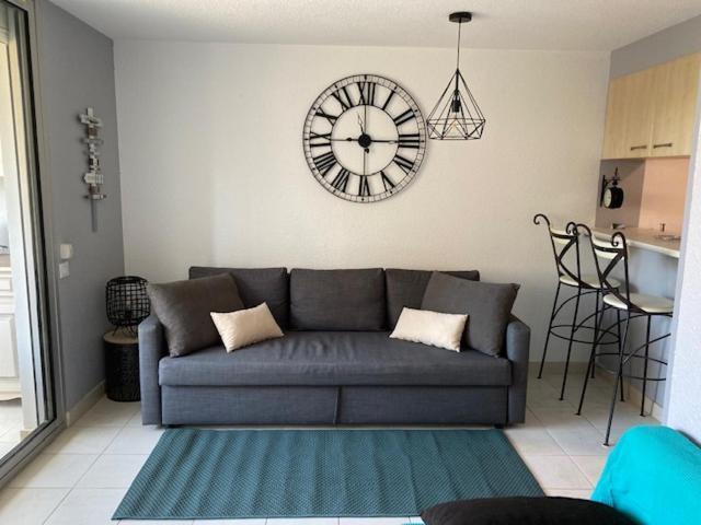Appartement T2 Climatisé Avec Piscine Secteur Richelieu Agde